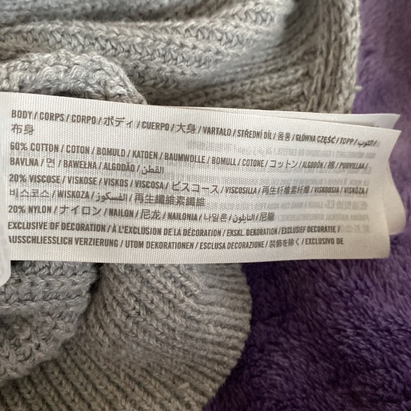 Hollister gray cable knit sweater with tie in back and balloon sleeves - Picture 4 of 5